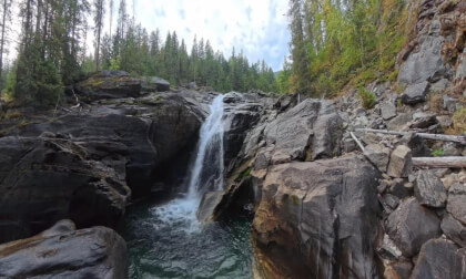 Norn Creek waterfall near Castlegar, British Columbia (8k, 360) Norn Creek waterfall near Castlegar, British Columbia (8k, 360)