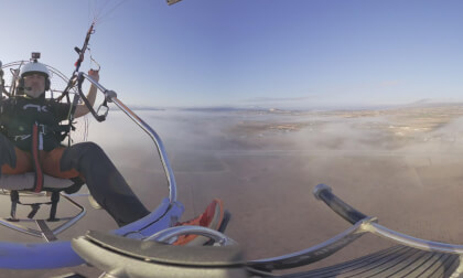"360º Paramotor Flight with Morning Fog over Pinoso | Autumn Begins" "360º Paramotor Flight with Morning Fog over Pinoso | Autumn Begins"