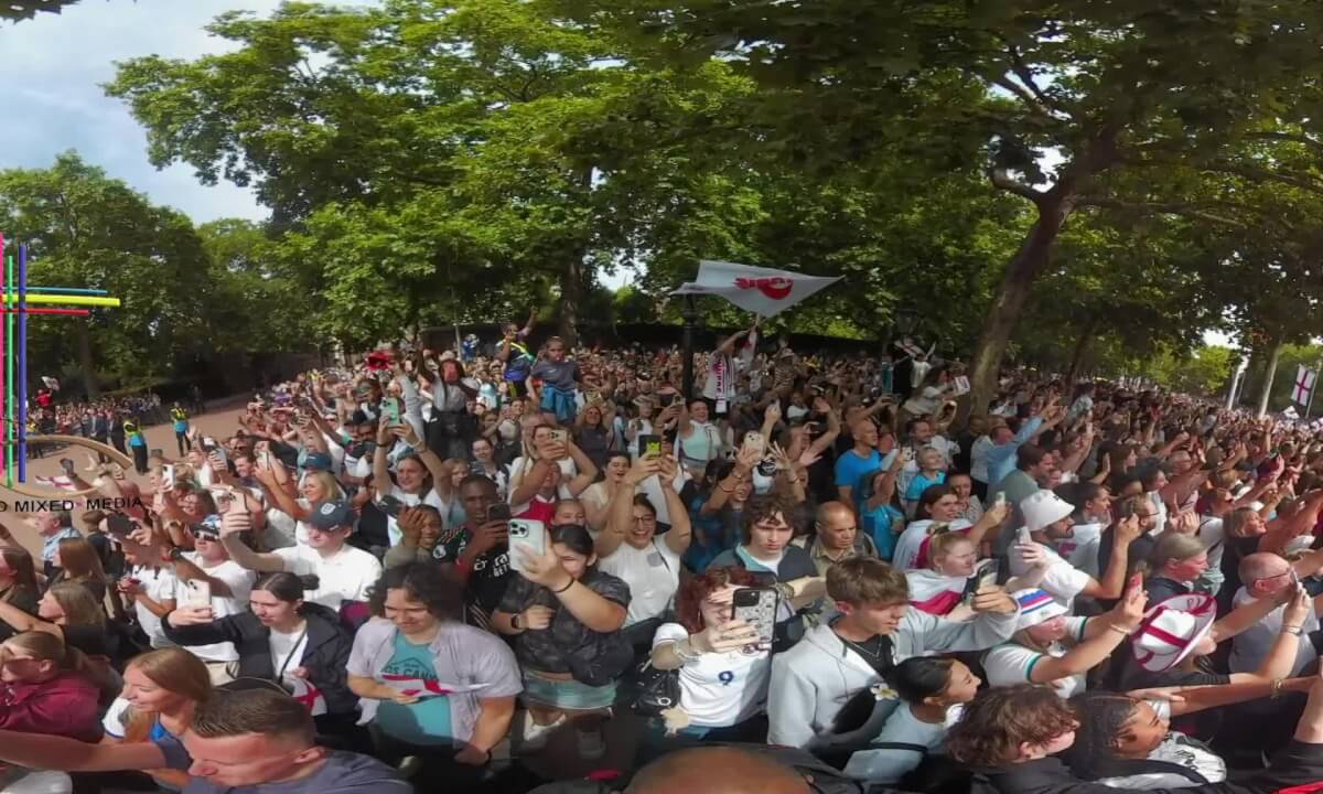 Euros Winning Lionesses Victory Bus Parade 02-09-2025 360 XR