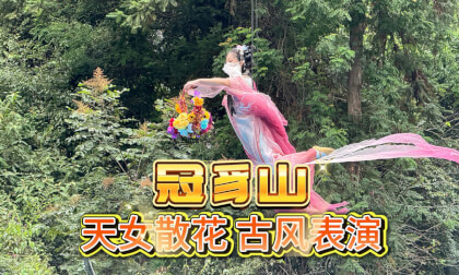 the "Flying Fairy in the Sky" ancient  天外飞仙 表演 天女散花 the "Flying Fairy in the Sky" ancient  天外飞仙 表演 天女散花