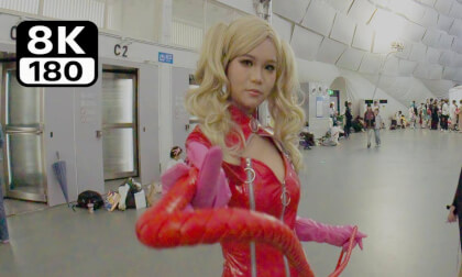 Met a "dynamic" cosplayer at the anime convention Met a "dynamic" cosplayer at the anime convention