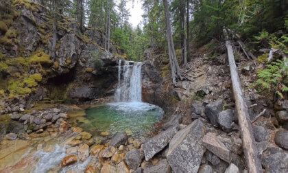 Gardener Creek Waterfall near Nakusp, British Columbia  (8k, 360) Gardener Creek Waterfall near Nakusp, British Columbia  (8k, 360)