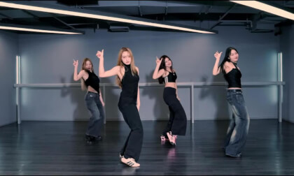 ALALA - Sweet Lies Dance Practice in 3D ALALA - Sweet Lies Dance Practice in 3D