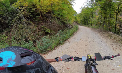 Hrabrino biking, tamarash river. VR Video Hrabrino biking, tamarash river. VR