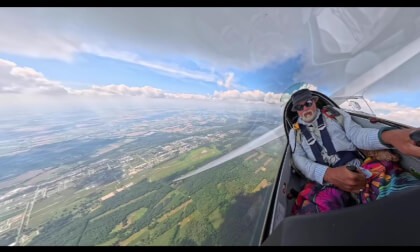 Gliding Experience - Long flight in VR360. Gliding Experience - Long flight in VR360.