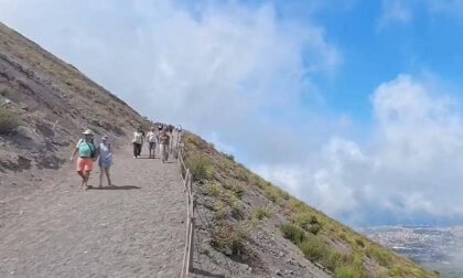 Explore Mount Vesuvius in 360° VR Video Explore Mount Vesuvius in 360° VR