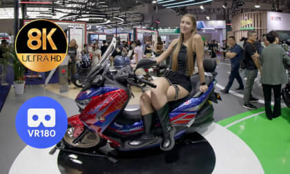 Four Foreign Models at the CIMAMotor VR Video Four Foreign Models at the CIMAMotor VR