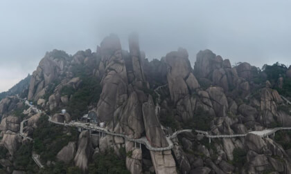 江西灵山  上山电梯 天空之境 江西灵山  上山电梯 天空之境