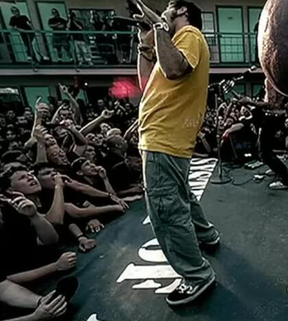 System Of A Down - Chop Suey! (Official HD Video)_Full-HD System Of A Down - Chop Suey! (Official HD Video)_Full-HD