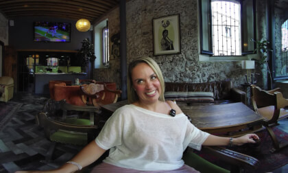 Karina - How do you say in Spanish ? VR Video Karina - How do you say in Spanish ? VR