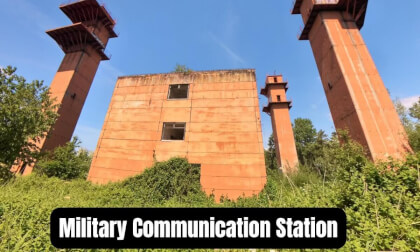 Military communication station designated BARS 501 VR Video Military communication station designated BARS 501 VR