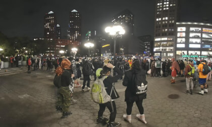 Many gather for the evening roller skate meet at the popular Union Square before the holidays. VR Video Many gather for the evening roller skate meet at the popular Union Square before the holidays. VR