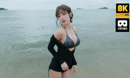 Beach bikini with Waves and sea breeze, @Chiyu