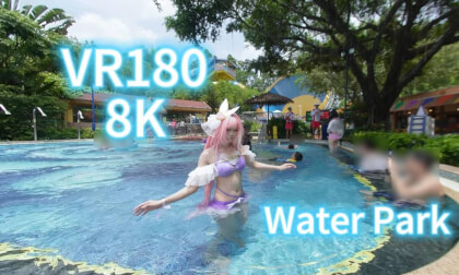 Girls in swimsuits at the water park【8.10 P2】