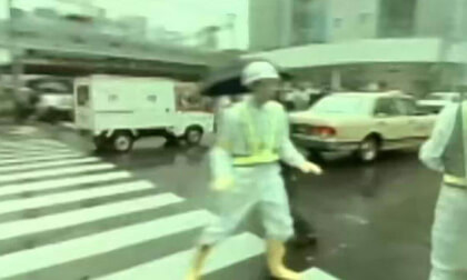 Beastie Boys - Intergalactic_Full-HD_55_5_RIGHT_ONLY_auto_v1.8.3_LRF_Full_SBS