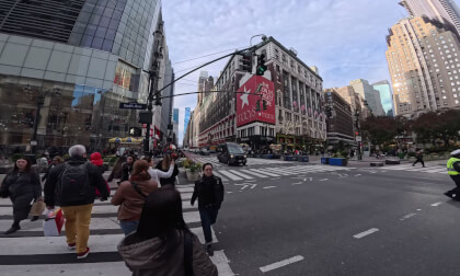 Herald Square holiday season starts