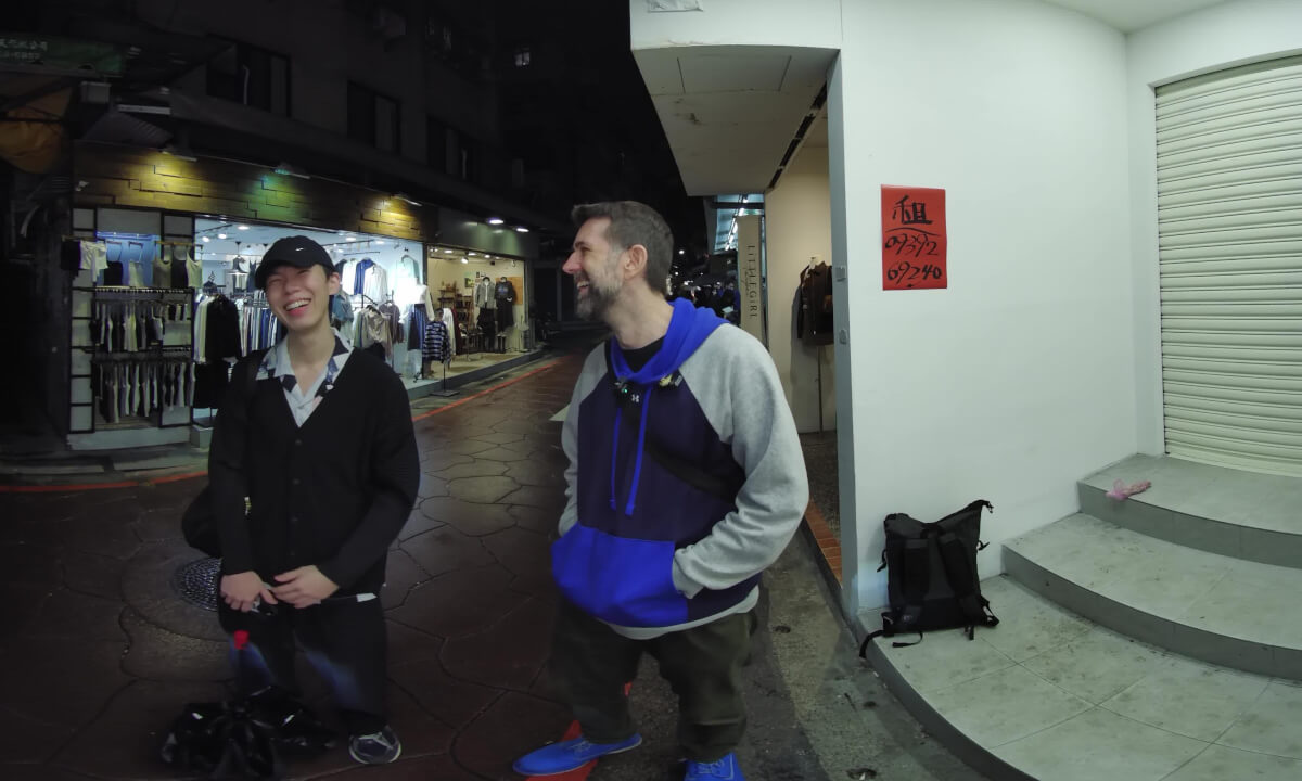 Chinese Dad Jokes with Brianese in Taipei Night Market