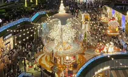 Crystal Ball at Tianhuan Square Mall,Guangzhou,China广州天环广场水晶球装置