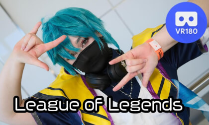 Aphelios  LoL Cosplay at MCM Birmingham