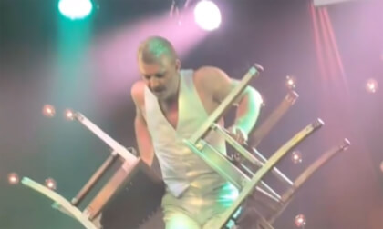 cell phone conversion from the best show in vegas absienth