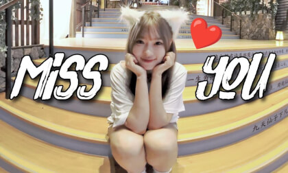 Guess who’s back? Your adorable little kitty!