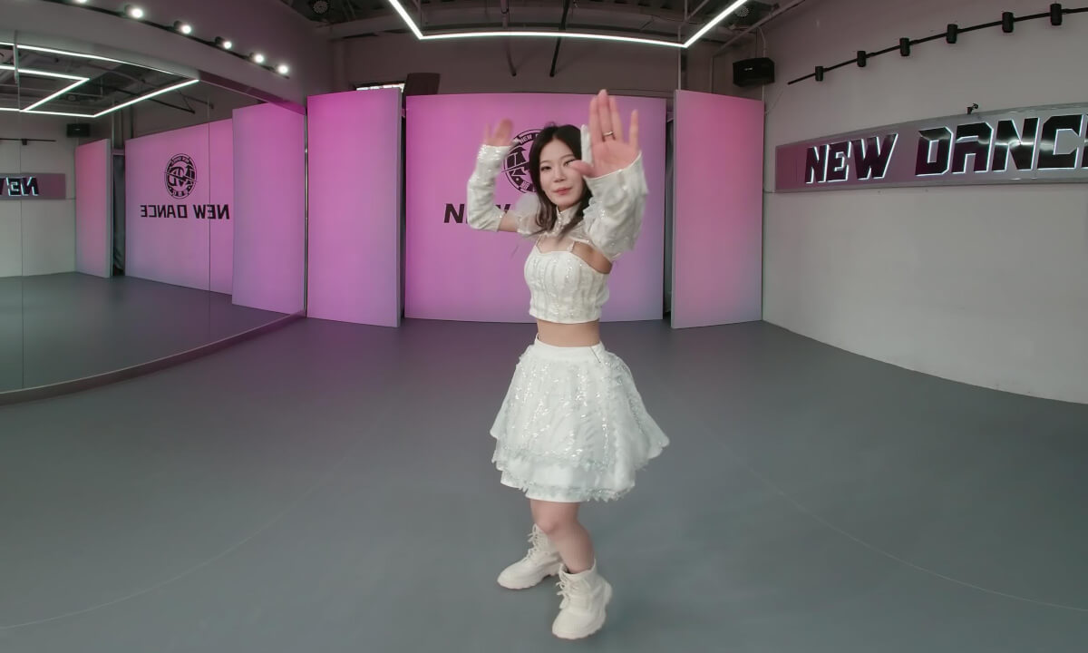 A Visit to the Dance Studio part2 3DVR/8K