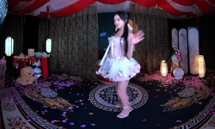 狸妖妖liyaoyao 20251112001 桃花旗袍 3D VR 180 8K