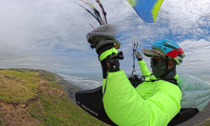 20251222_Only a 2-minute flight Karioitahi Beach New Zealand