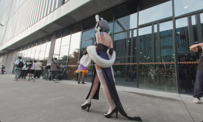 comic con cheongsam girl
