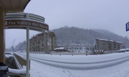 Snowfall near "Apartaments La Neu", Llorts, Andorra