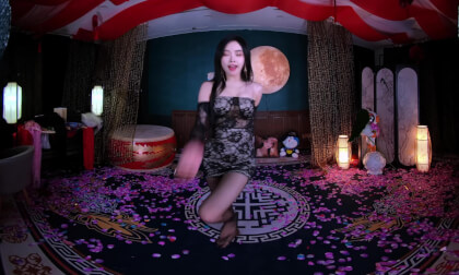 狸妖妖liyaoyao 20251116001 Outta My Head 3D VR 180 8K.mp4