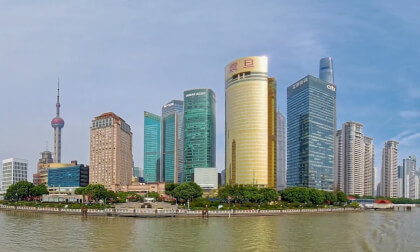 360° views from the Shanghai river-crossing cruise ship