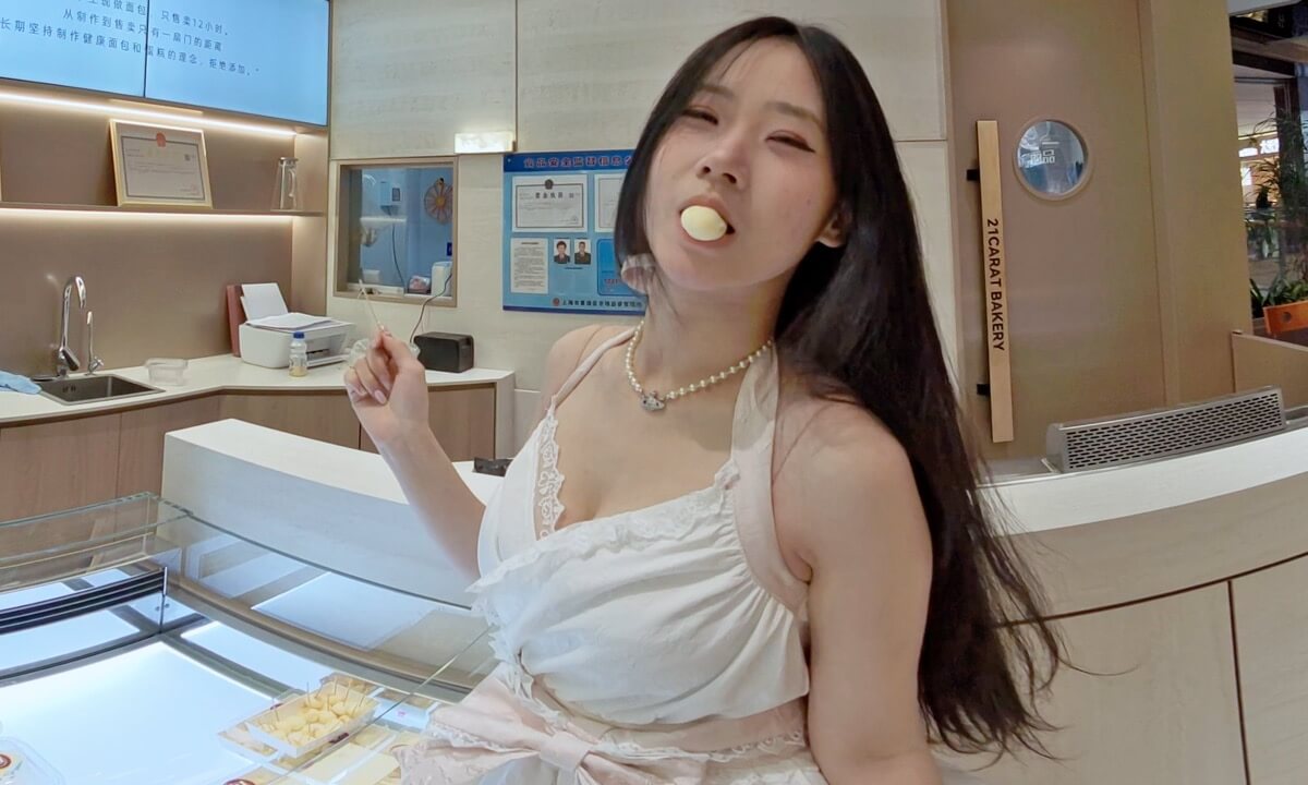 Wow, the bread at this bakery is so delicious!