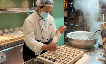 The Making of Traditional Chinese Rice Cakes