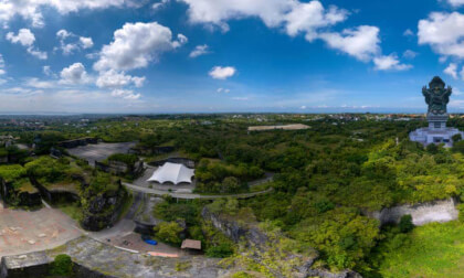 360 Pano - Garuda Wisnu Statue
