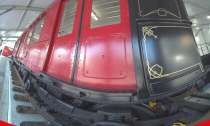 300 Series Side (Train)