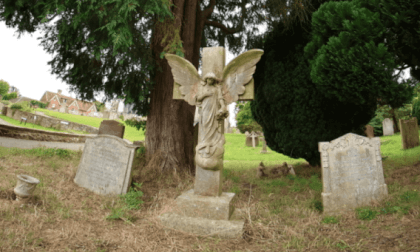 St Mary's graveyard - Oxted 006