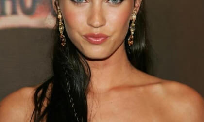 Megan Fox, Converted with photo2vr.app