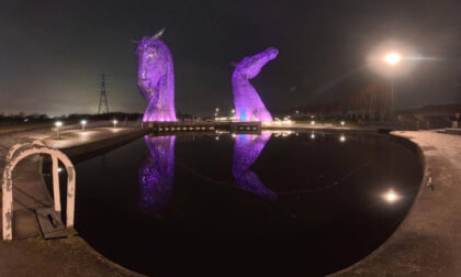 Reflections - The Kelpies (360° View)