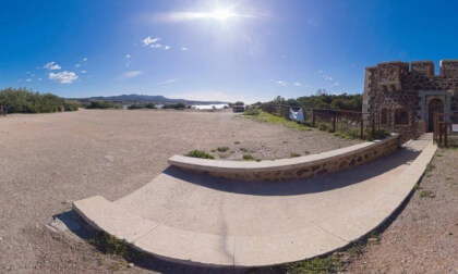 Parc de la Méditerranée, devant la batterie du Cap Nègre