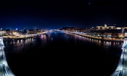 DB Travel Club 📸 – Have a Look 360 🎥 chain bridge Budapest 🇭🇺