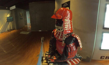 赤い甲冑 SAMURAI