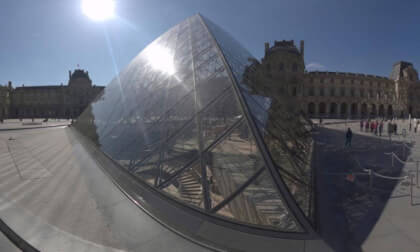 Pyramide du Louvres - north west corner