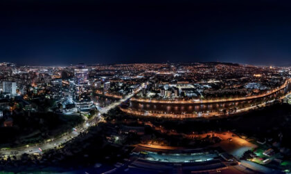 DB Travel Club 📸 – Have a Look 360 🎥 Tbilisi Circus + Heroes’ Square — in full 360° at night. Tbilisi Georgia 🇬🇪