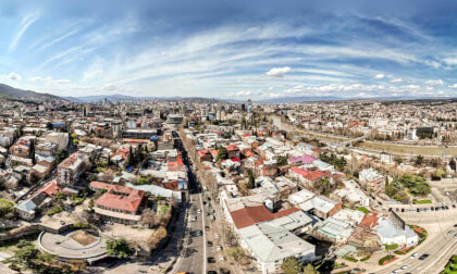 DB Travel Club 📸 – Have a Look 360 🎥 Rustaveli Avenue Tbilisi Georgia 🇬🇪