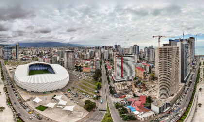 DB Travel Club 📸 – Have a Look 360 🎥Black Sea Arch — Batumi Bay, Georgia 🇬🇪