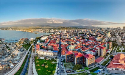 DB Travel Club 📸 – Have a Look 360 🎥Batumi’s seafront icons Batumi Bay, Georgia 🇬🇪