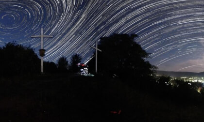 Góra Trzech Krzyży Lądek-Zdrój #sudetes #legends #timelapse #stars