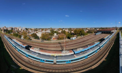 Trenes en Castelar, Partido de Morón, Argentina