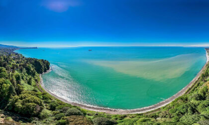 DB Travel Club 📸 – Have a Look 360 🎥Batumi Botanical Garden, zipline zone. Batumi Bay, Georgia 🇬🇪
